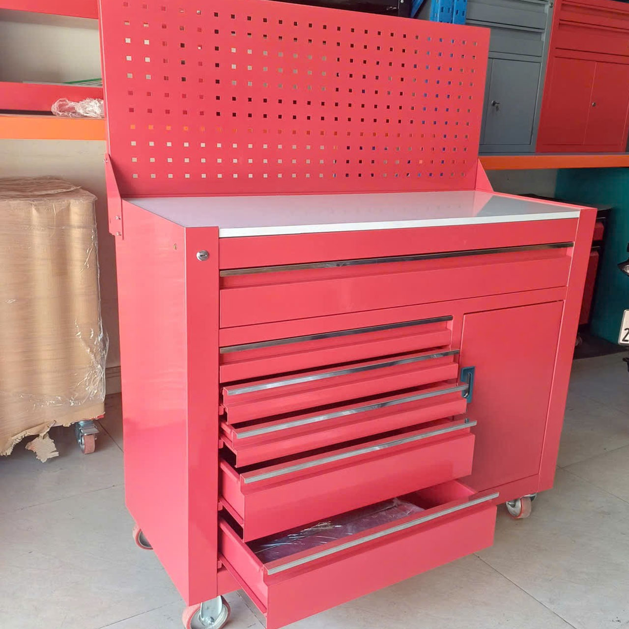 Tủ treo dụng cụ 6 ngăn