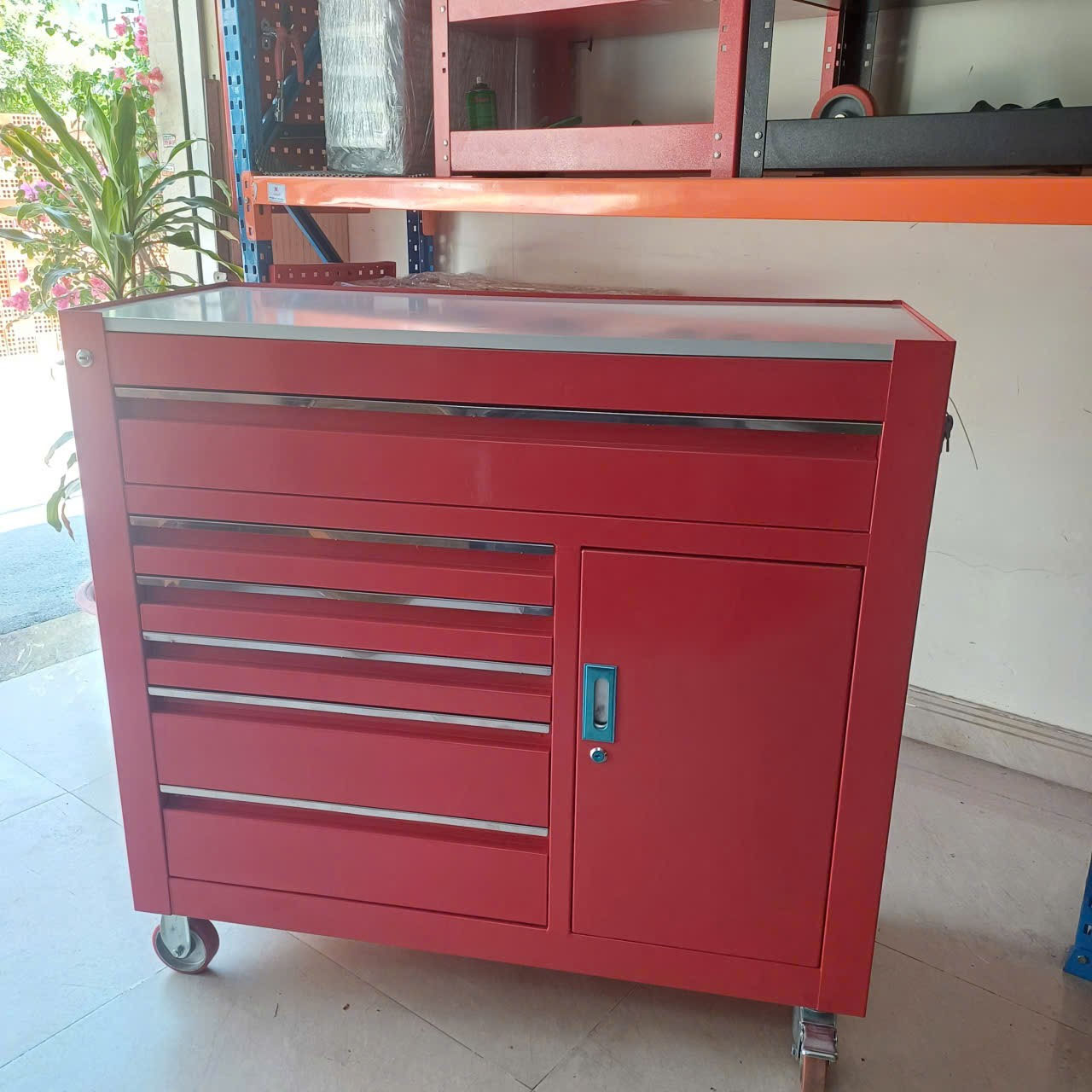 Tủ treo dụng cụ 6 ngăn