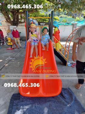 Cầu trượt trẻ em dùng cho trường mầm non, khu vui chơi, công viên