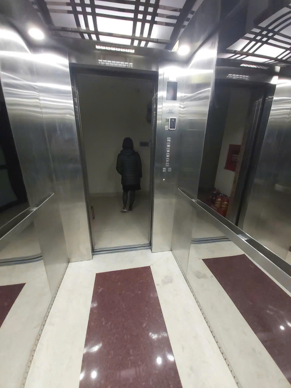 Cho thuê tòa MP Ngô Xuân Quảng.Gia Lâm, Hà Nội, 110m2x6T, MT 8m,