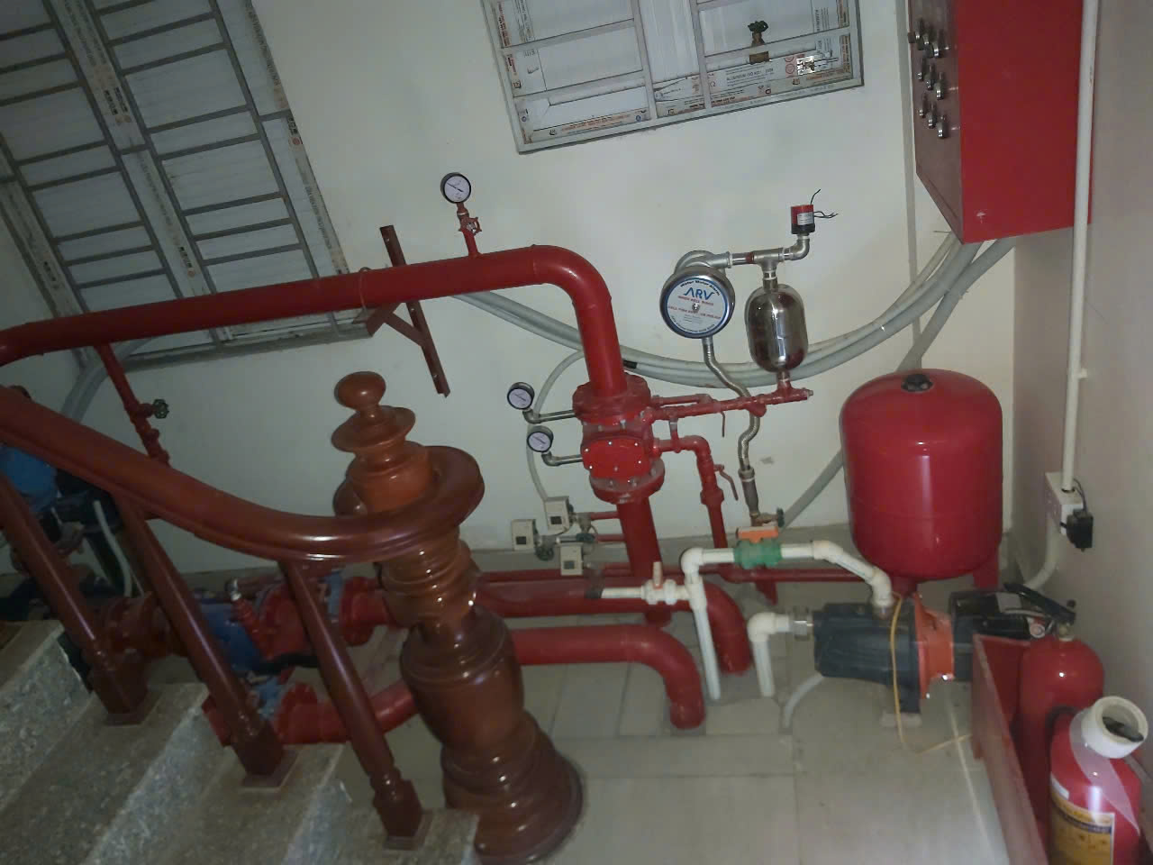 Cho thuê T.Ò.A MP Ngô Xuân Quảng.Gia Lâm, Hà Nội, 110m2x9T,  thang