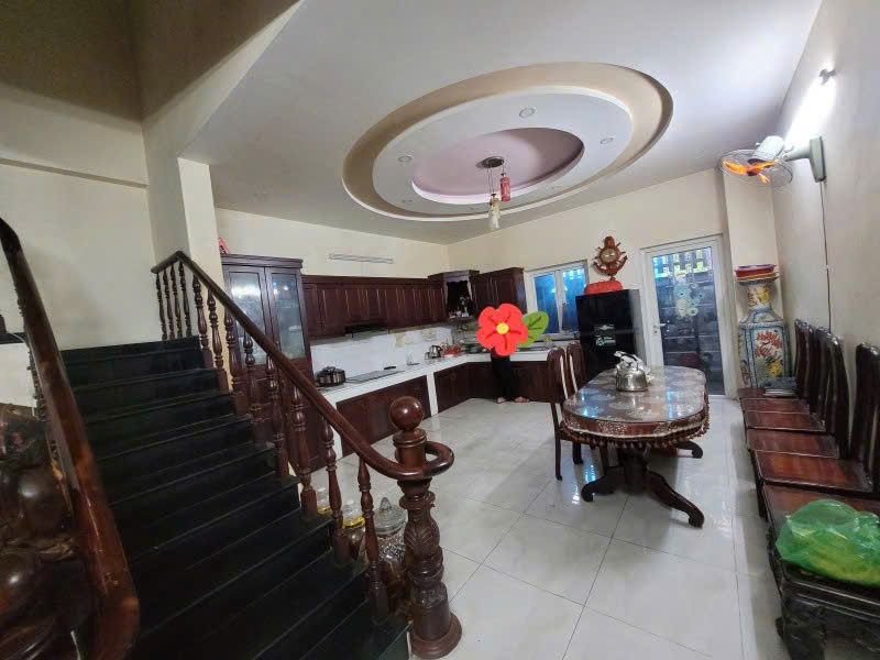 Bán Nhà Đẹp Đắc Địa Nhất Khu, Giá Rẻ Ngay Tại Nhơn Phú, Thủ Đức.
