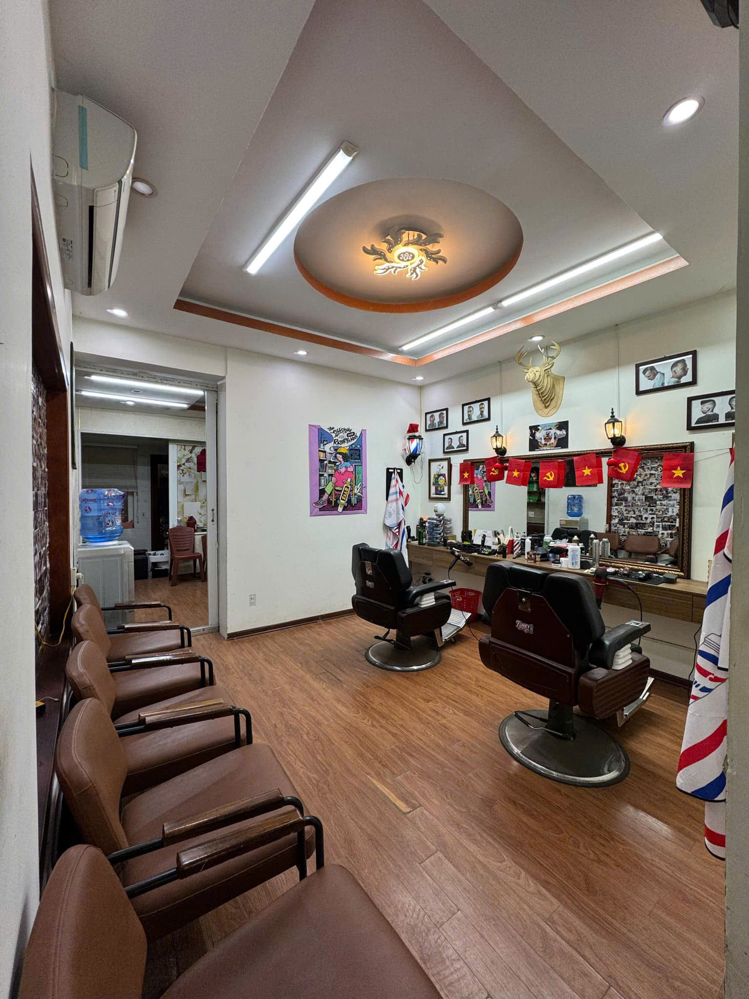 TÌM ĐỒNG ĐỘI TỚI VỚI FUNKY BARBER SHOP Ở TP VINH NGHỆ AN