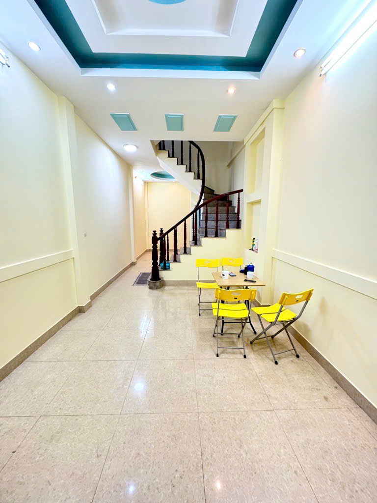 Bán Nhà Tam Trinh 43M 4 Tầng 5 Phòng Giá 6.19 Tỷ Sổ Riêng