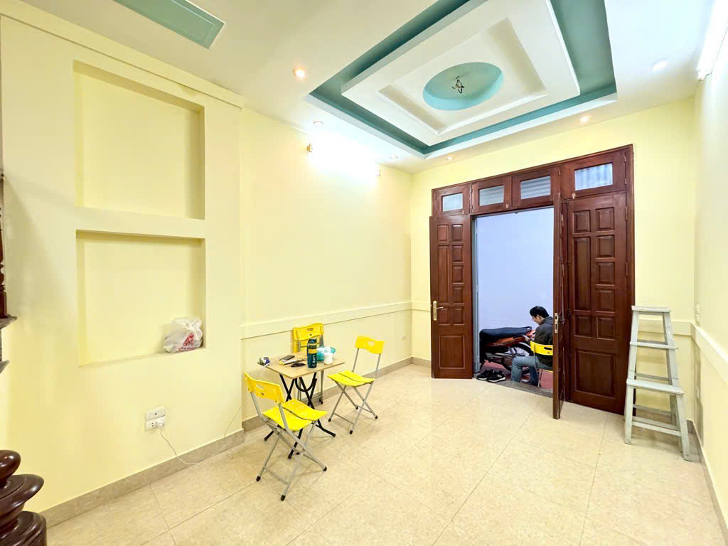 Bán Nhà Tam Trinh 43M 4 Tầng 5 Phòng Giá 6.19 Tỷ Sổ Riêng