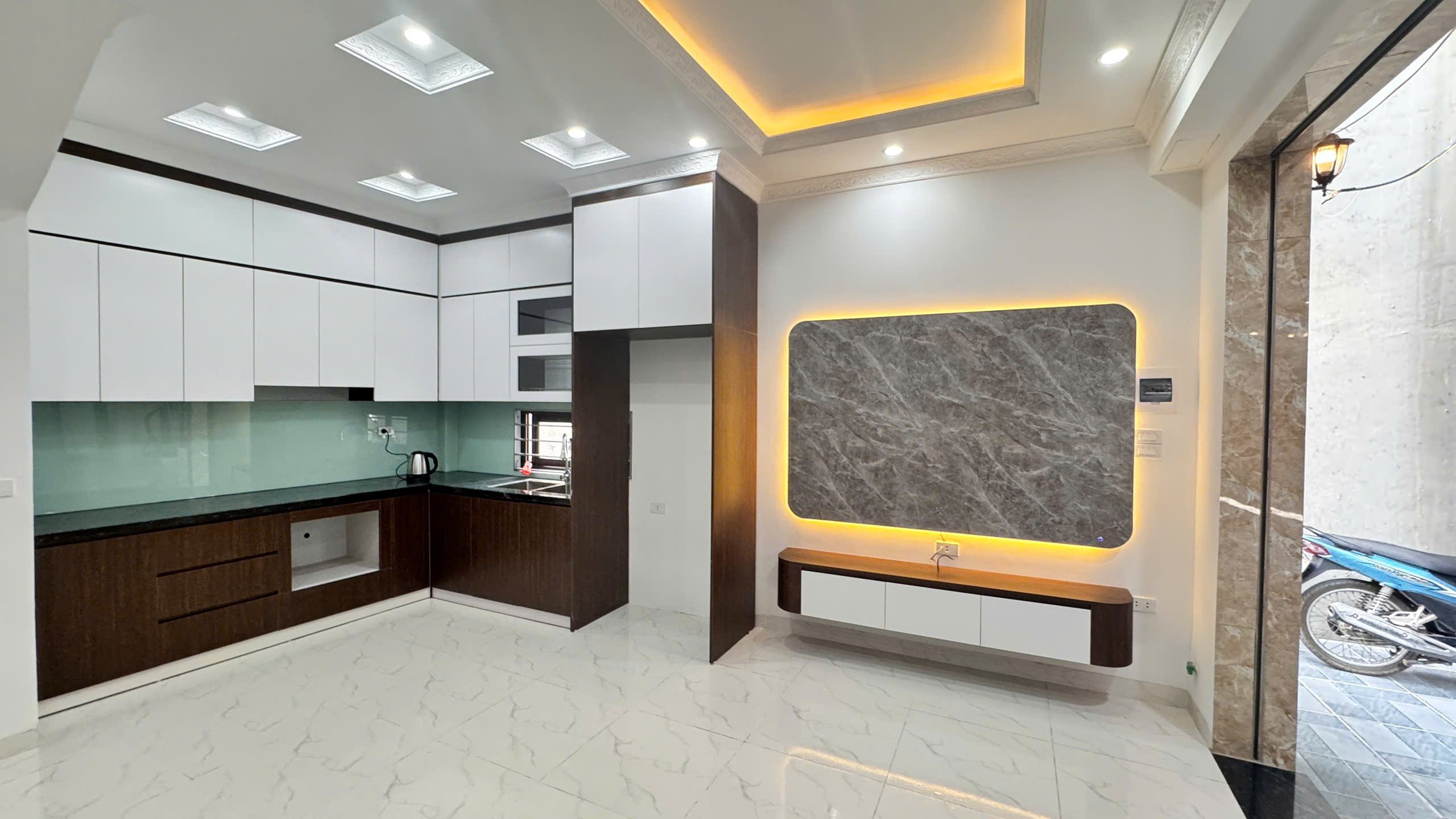 Bán nhà 5 tầng Yên Vĩnh,Kim Chung, Hoài Đức xây mới, 32m, ô tô đỗ