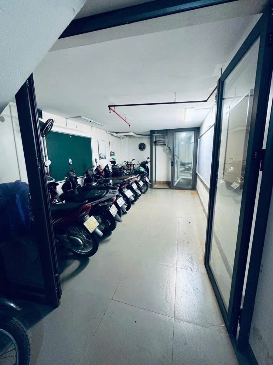 TÂY SƠN CHDV 7 TẦNG THANG MÁY - 12 PHÒNG DT 57m2 MT 3.9m Giá 16.8