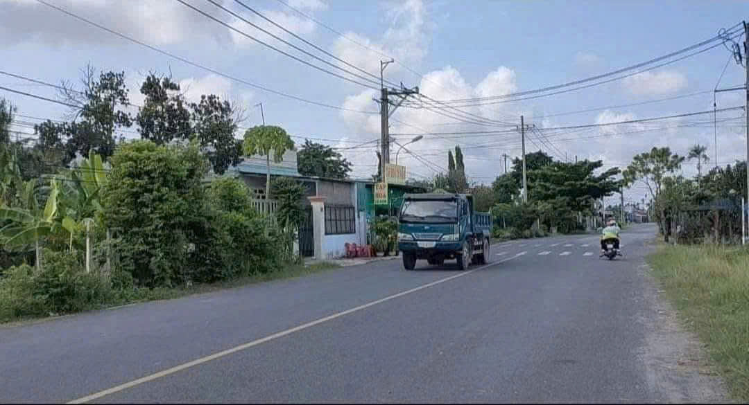 Chính chủ bán lô đất mặt tiền đường lớn ở Củ Chi gần QL22 