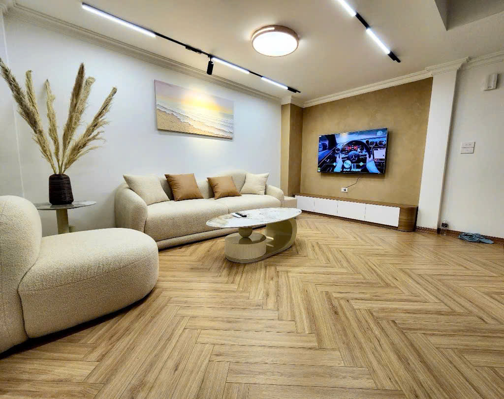 Bán Nhà Bạch Mai 38m 5 Tầng 5 Phòng Giá 7.78 Tỷ Sổ Đỏ Full Nội Thất