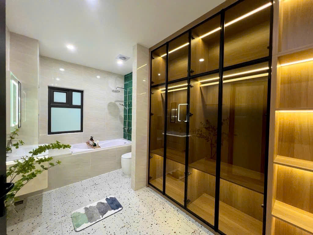 Bán Nhà Bạch Mai 38m 5 Tầng 5 Phòng Giá 7.78 Tỷ Sổ Đỏ Full Nội Thất