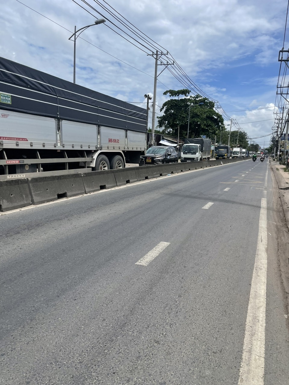 Bán nhà mặt tiền 30x55m giá 49 tỷ Đường Nguyễn Văn Bứa