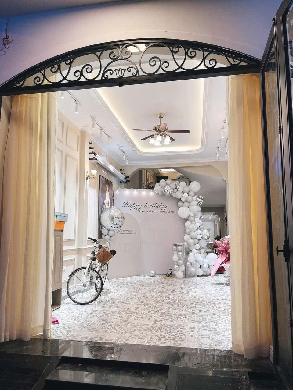 GÓC CHO THUÊ NHÀ - CHÍNH CHỦ LONG BIÊN FULL NỘI THẤT THIẾT KẾ HIỆN