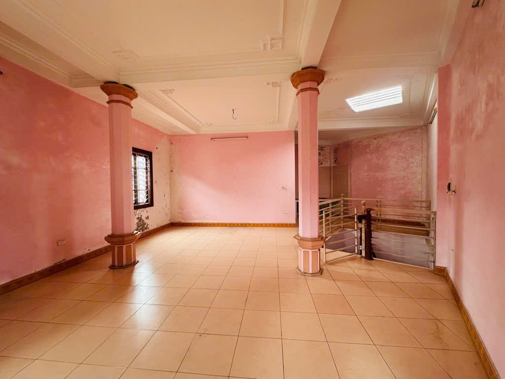 HOÀNG MAI - HOÀNG VĂN THỤ - GẦN HỒ ĐỀN LỪ - 72M2 - 4 TẦNG - Ô TÔ ĐỖ