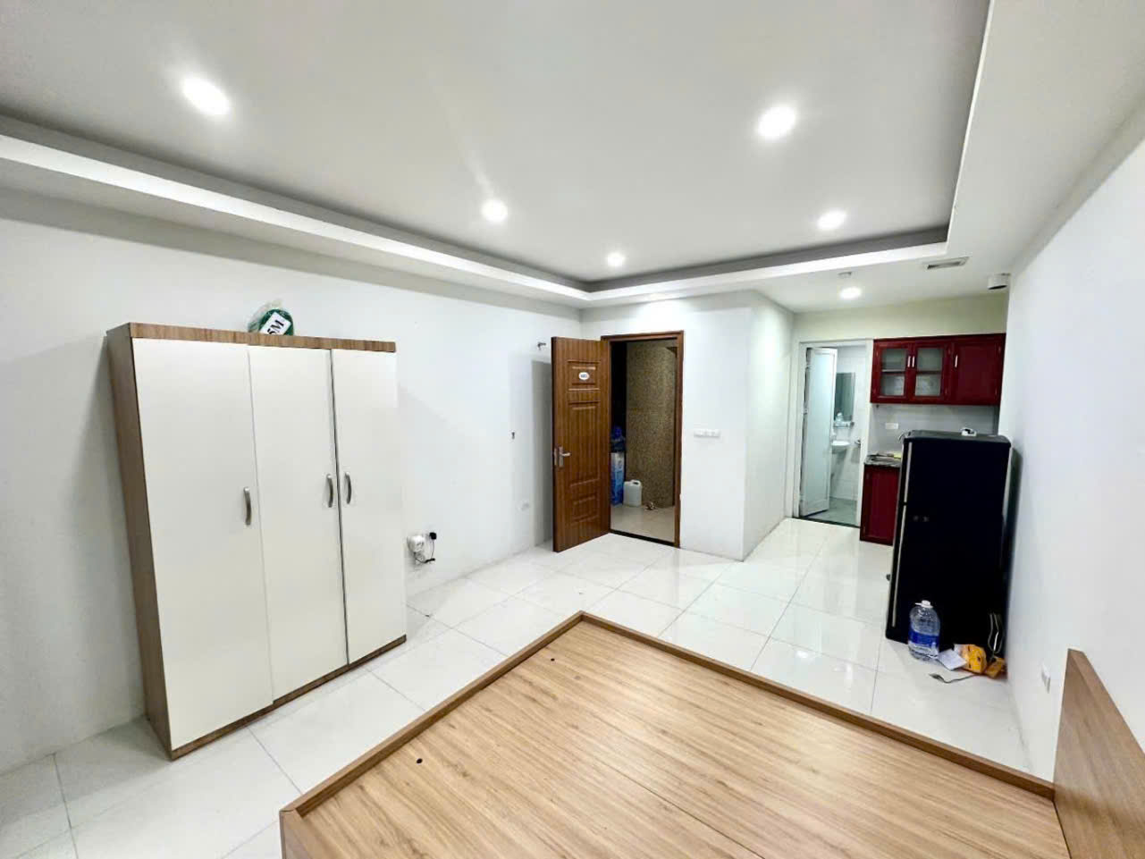 Tây Hồ Siêu phẩm 67m, 7 tầng, cầu thang máy xịn! 12 phòng khép kín!