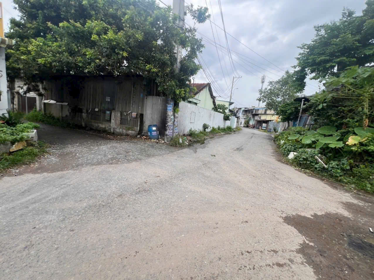 NHÀ & XƯỞNG GÓC NGÃ TƯ ĐÔNG THẠNH, HÓC MÔN GIÁ 11 TỶ TL