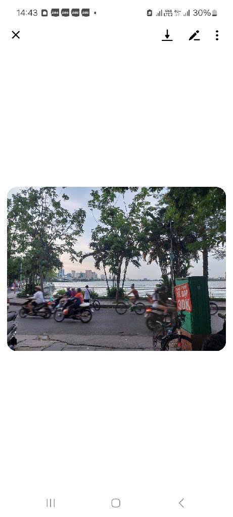 Nhà Tây Hồ trích Sài 40m, view Hồ Tây, 2 mặt ngõ, oto đỗ cửa, mảnh