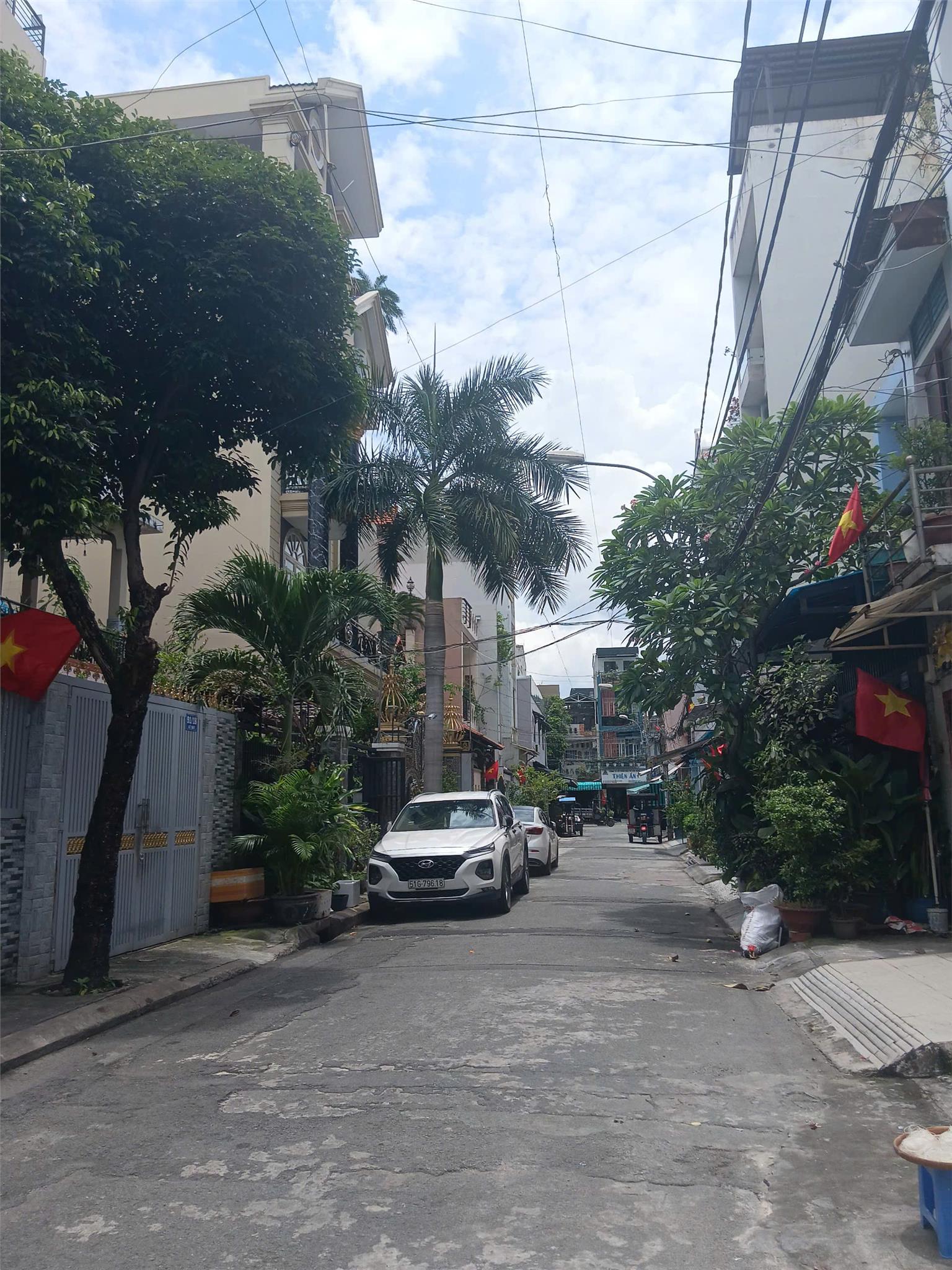 VỊ TRÍ VÀNG - OTO CẤT VÀO NHÀ - GÒ DẦU ,TÂN PHÚ - NGANG RỘNG 5,3M -