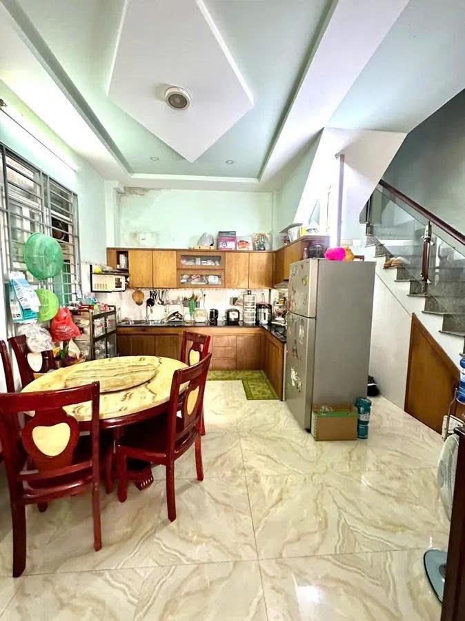 VỊ TRÍ VÀNG - OTO CẤT VÀO NHÀ - GÒ DẦU ,TÂN PHÚ - NGANG RỘNG 5,3M -