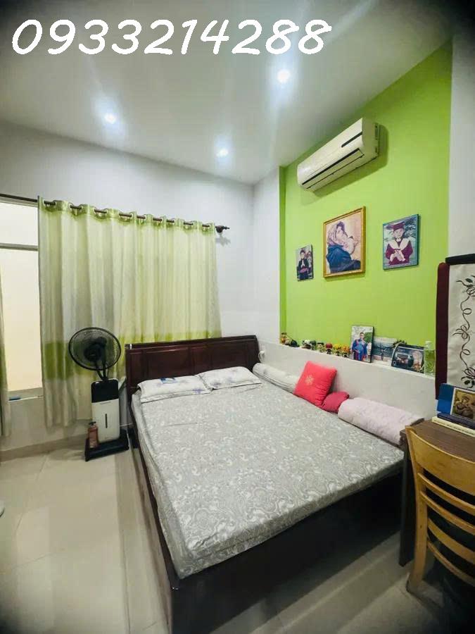 BÁN GẤP NHÀ - HẼM  Ô TÔ - DIỆN TÍCH 78,6M2 (4M X 19,6M) ,TÂN