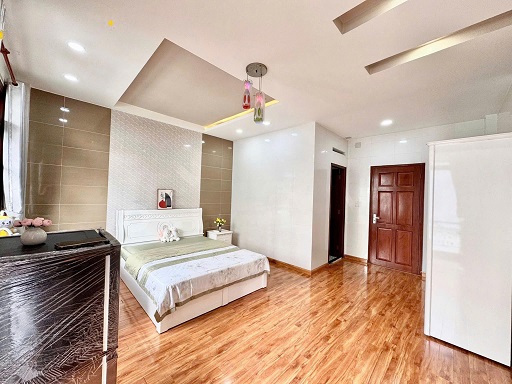 Pass Studio Ban Công Full Nội Thất 35m² – Gần Công Viên Làng Hoa,