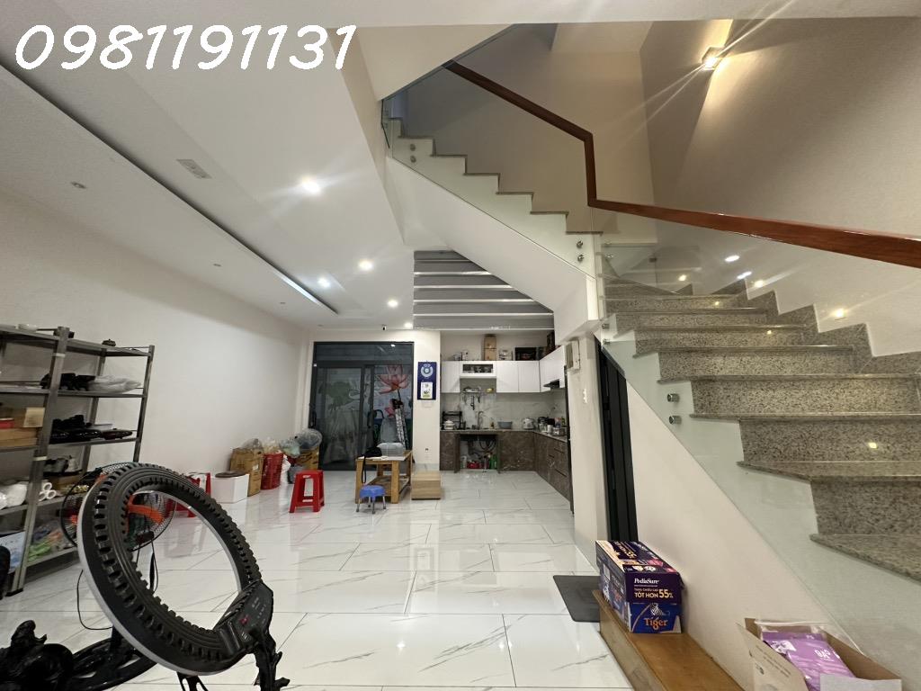 BIỆT THỰ MINI HẺM 8M NGUYỄN QUÝ YÊM - 90M² NGANG KHỦNG 6.7M - NỘI