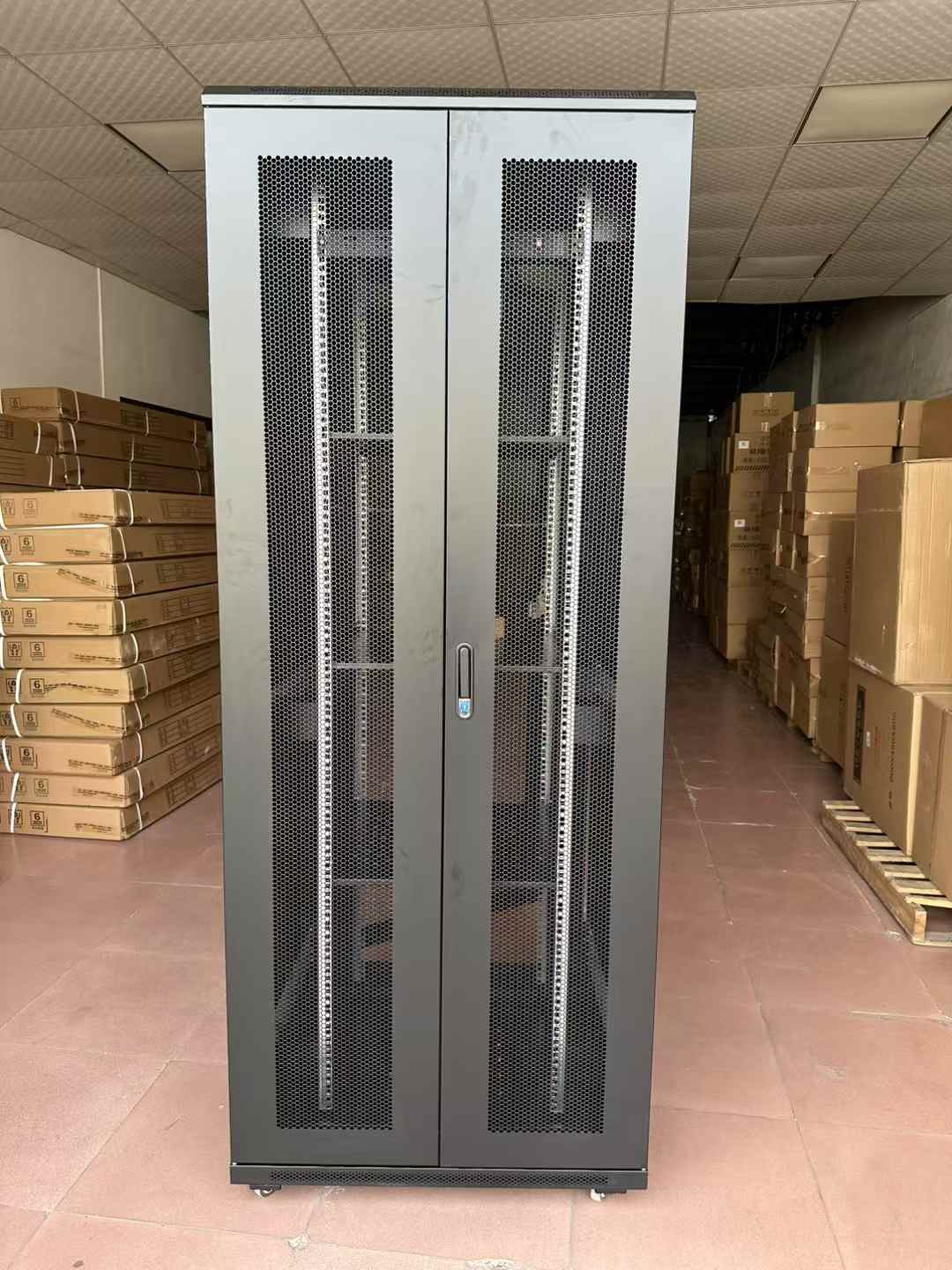 server cabinet, tủ mạng, tủ rack , tủ máy chủ